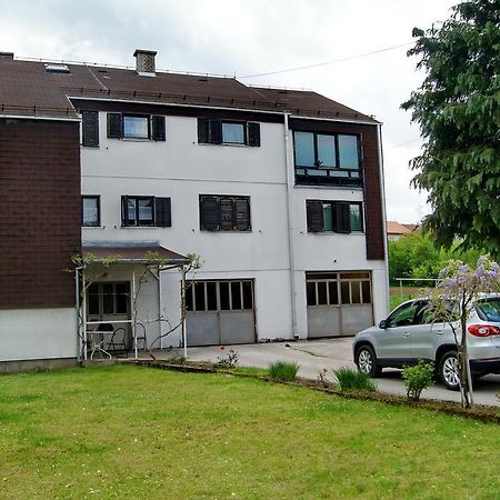 Guesthouse Trikic Drvar Exterior foto