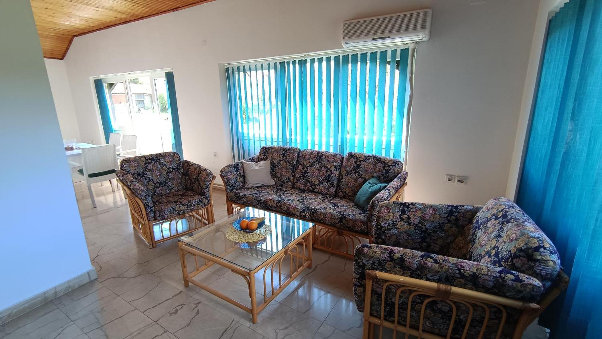 Guesthouse Trikic Drvar Exterior foto