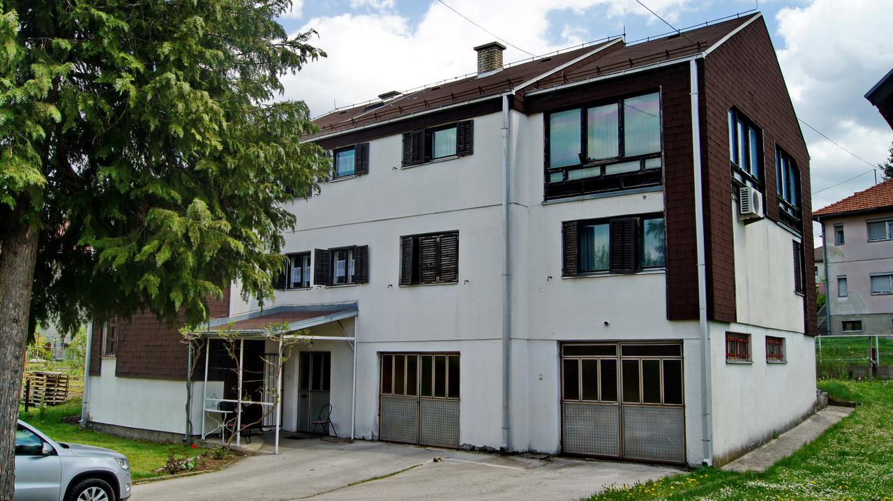 Guesthouse Trikic Drvar Exterior foto